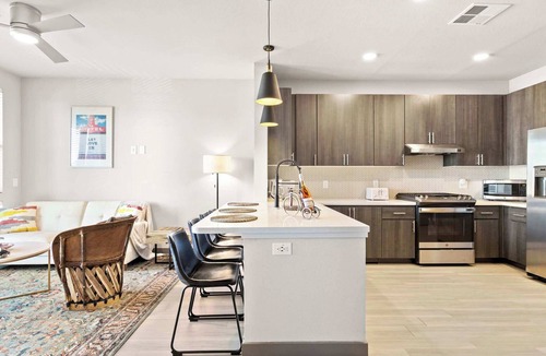 Roosevelt Apartment | CozySuites PHX RORO Gym, Pool, Pets, Parking! #2