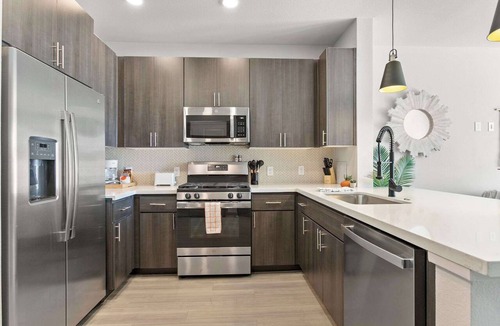 Roosevelt Apartment | CozySuites PHX RORO Gym, Pool, Pets, Parking! #4