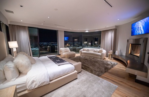 Trousdale Estates Resort | Crystal Palace at the crest of Beverly Hills. A world traveler's paradise.