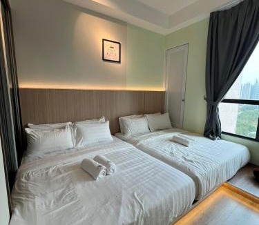Kampung Pantai Dalam Apartment | Cubic Botanical Suites Bangsar South by HomeBrickz