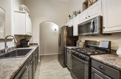 Northwest Ranch House | CUTE 3 bedroom home with outdoor kitchen. Sleeps 6