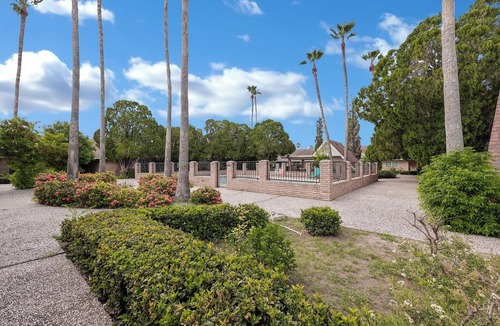 McAllen Condo | Cute, Comfy & Walkable 2/2 Condo Central McAllen