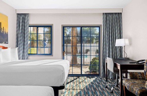 Mesa Hotel | Days Inn & Suites by Wyndham Mesa Near Phoenix