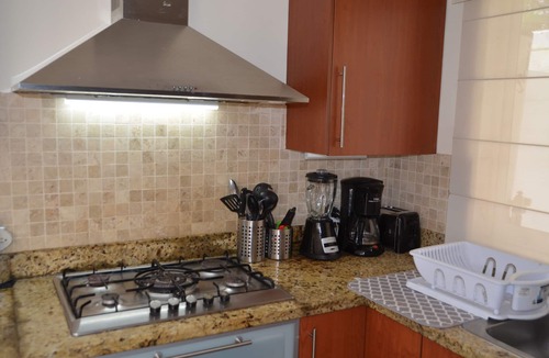 Jardines del Puerto House | DELIGHTFUL WORKCATION JUST 5 MIN FROM THE BEACH IN GATED COMMUNITY