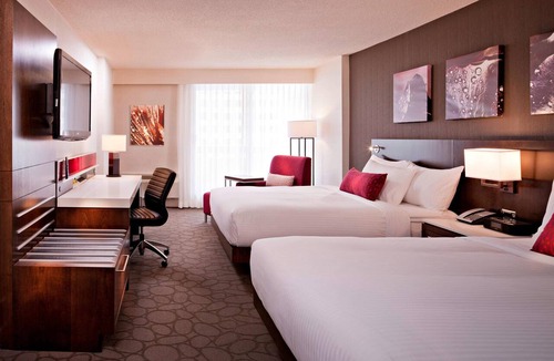 Downtown Winnipeg Hotel | Delta Hotels by Marriott Winnipeg