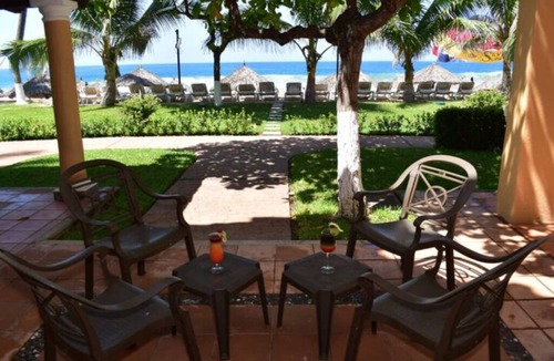 Ixtapa Villa | Deluxe Beach Front Villa “Tesoro B”