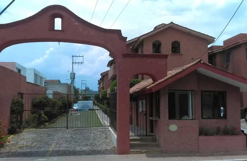 zona dos extendida House | Departamento cómodo, céntrico, estacionamiento