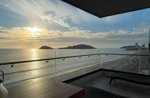 Mazatlan Apartment | Departamento a pie de Malecón