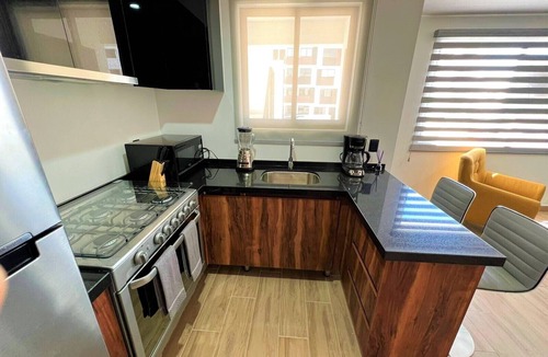 Queretaro Apartment | Departamento Black and Golden