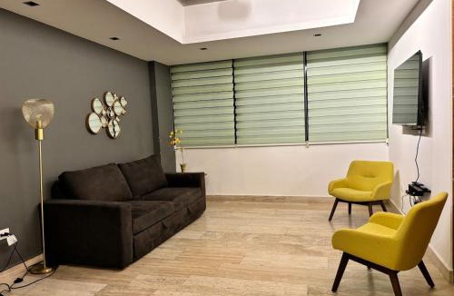 San Luis Potosi Apartment | Departamento completo con balcon en Av Carranza