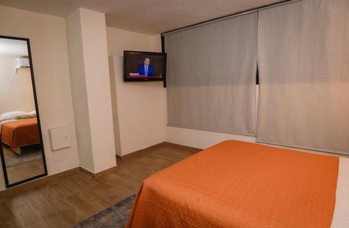 Ciudad Valles Apartment | Departamento de 2 recamaras con 2 aires acondiconados, parking, wifi 70mb, refrigerador, micro,fregadero,licuadora,parrilla, cocina, D5
