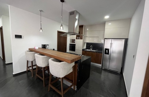 Zapopan Apartment | Departamento de 2 recamaras a 10 min de parque metropolitano.