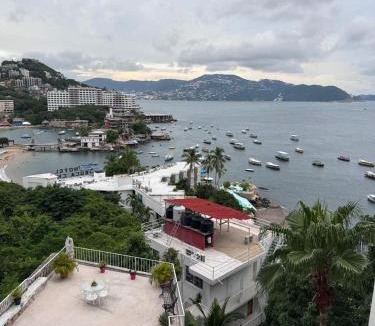 Jimenez Apartment | Departamento en ACAPULCO con vista al MAR