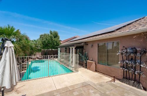 Tamaron House | Desert breeze nice pool