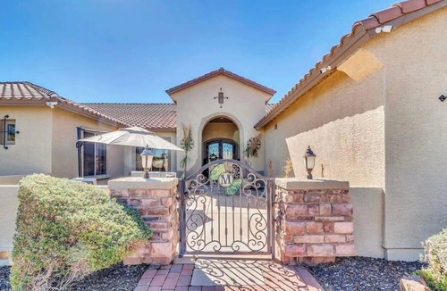 Copper Canyon Ranch House | Desert Cove Escape | 5BR Retreat w/Pool & Casita