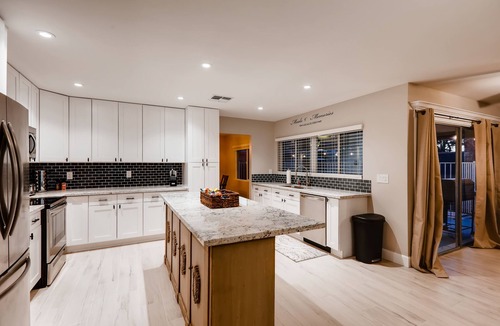 Optimist Park NW House | ☀︎Desert Destination HEATED Poolside Escape☀︎Near ASU♆