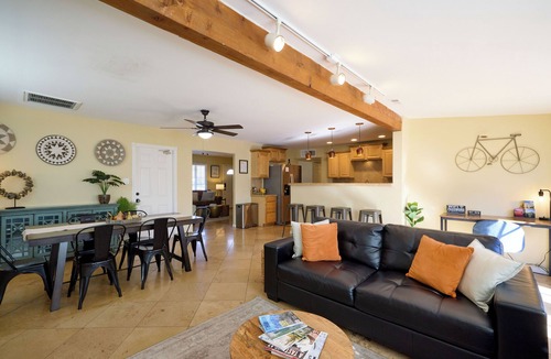 Papago Parkway House | Desert Dream Home Near Old Town, Dogs Welcome!