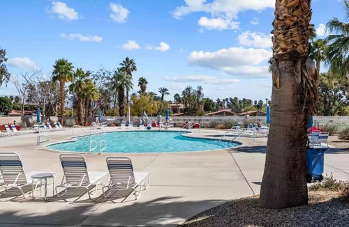Indio House | Desert Escape, 3Bd 3Bth, 2 King Suites in Gated Country Club