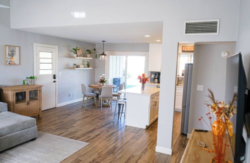 New Papago Parkway House | Desert Oasis in Old Town Scottsdale: 3BR, 2BA with Resort-Style Pool
