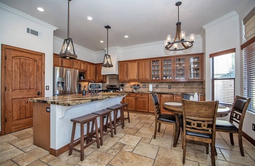 Yuma House | Desert Pad for Large Groups & Families!