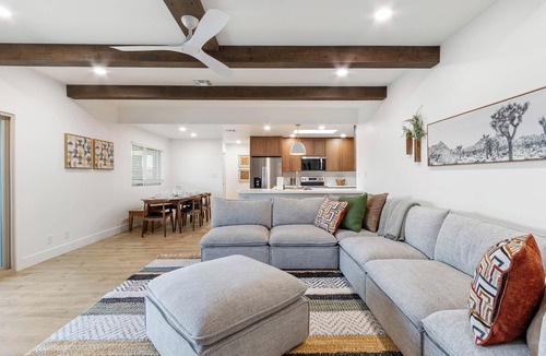 Kierland House | Desert Sol House - Scottsdale Home w/Pool, Hot Tub & Putting Green sleeps 14