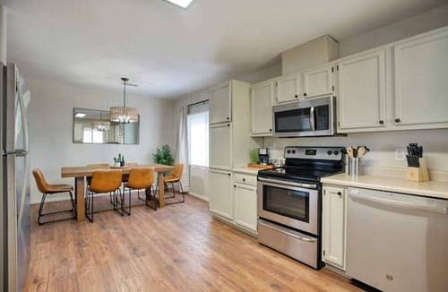 Casa Grande House | Desert Vista Getaway - Pet Friendly/Games/RV Parking!