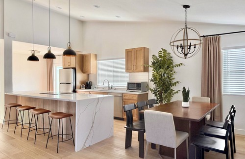 Paradise Hills House | Designer's Touch: stylish 4-bed-Paradise in San Diego