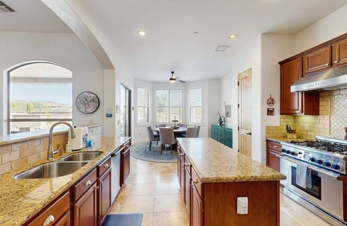 Dove Mountain House | Dog-Friendly Desert Oasis w/a Gourmet Kitchen, Private Pool, & Putting Green