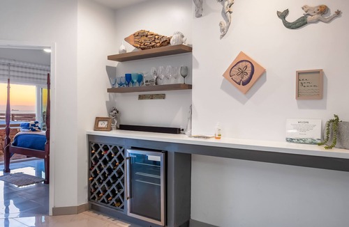 La Paloma Villa | Dog-friendly Ocean-view Villa With Patio, Outdoor Pool, Streaming, Partial AC