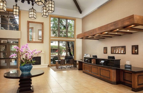 Claremont Hotel | DoubleTree by Hilton Claremont