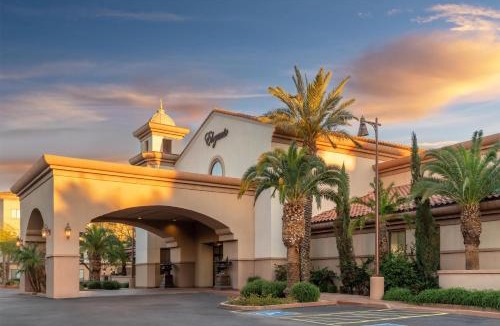 Gilbert Hotel | DoubleTree by Hilton Phoenix-Gilbert