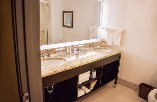 McAllen Hotel | DoubleTree Suites by Hilton Hotel McAllen