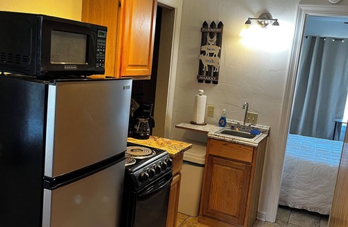 Eureka Apartment | Downtown Cozy Studio Suite