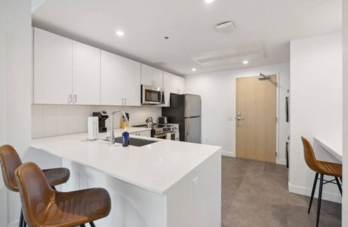 Downtown Phoenix Apartment | Downtown Phoenix Stay Near Convention Center, ASU & Top City Attractions