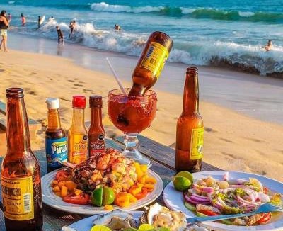 Mazatlan Apartment | Dpto CASA BRISA! a 600 metros de Playa&Malecon! Alberca!