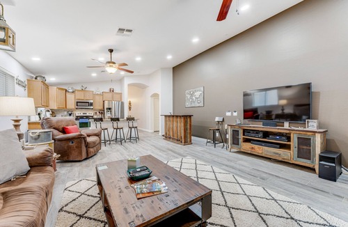 Dos Rios House | Dreamy home with private pool, high-speed WiFi, full kitchen, & W/D