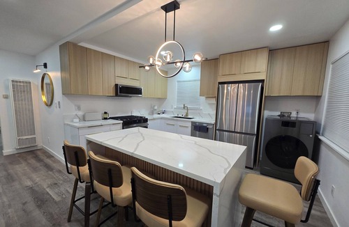 East Side Capistrano Apartment | Driftwood Dunes. Walk to Beach & Downtown! New Oceanside 2-BD Apartment.