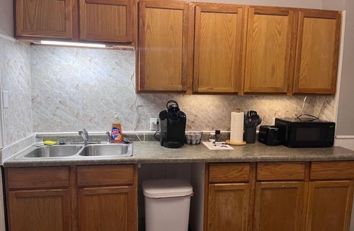 Superior House | Duluth Airshow weekend open! 3bd 1 bathroom.Dog friendly place! Fenced yard