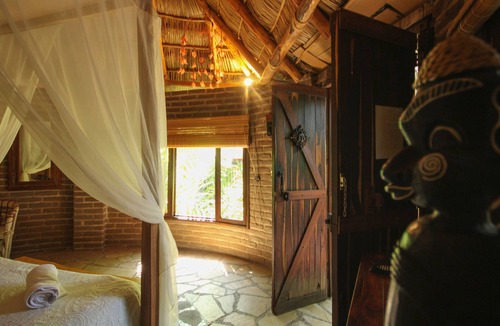 Riberas del Pilar Hotel | Eco Hotel Tahawi