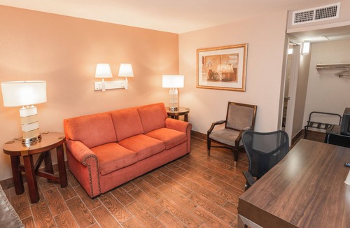 Yuma Hotel | Econo Lodge Inn & Suites Yuma