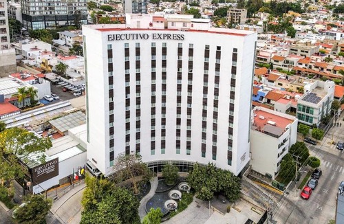 Financial District Hotel | Ejecutivo Express Consulado