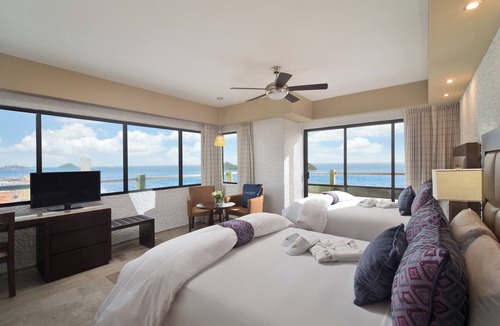 Zona Dorada Resort | El Cid El Moro Beach Hotel