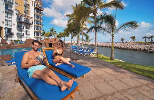 Zona Dorada Hotel | El Cid Marina Beach Hotel - All Inclusive