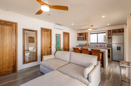 Cerritos House | El Corazón Contento | Cerritos Beach