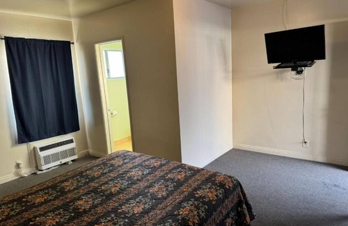 East Pasadena Hotel | El Rancho Motel - Pasadena