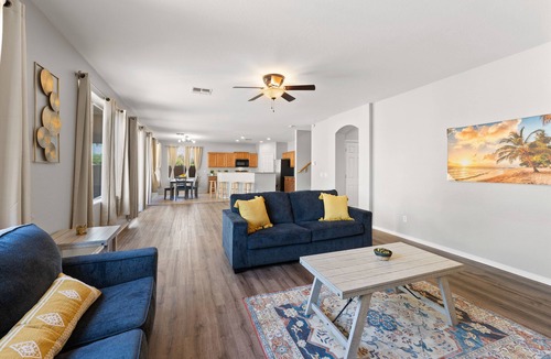 Laveen Village House | Elegant 4 Bedroom home with free parking onsite