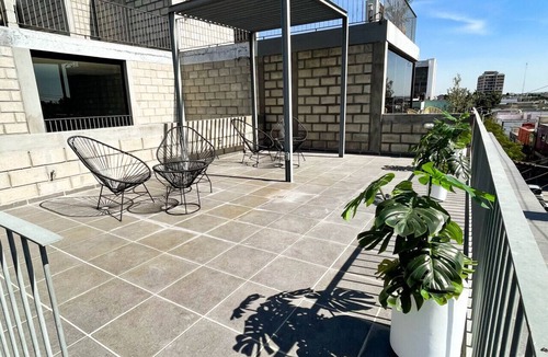 Downtown Guadalajara Apartment | Elegante loft urbano