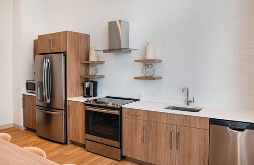 South Scottsdale Hotel | Element by Marriott Scottsdale at SkySong