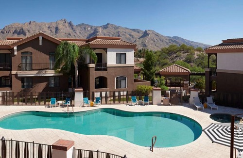 Catalina Foothills Estates Hotel | Embassy Suites Tucson - Paloma Village