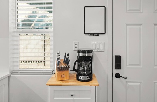 Garfield Apartment | Empress Retreat in the Heart of Downtown Phoenix